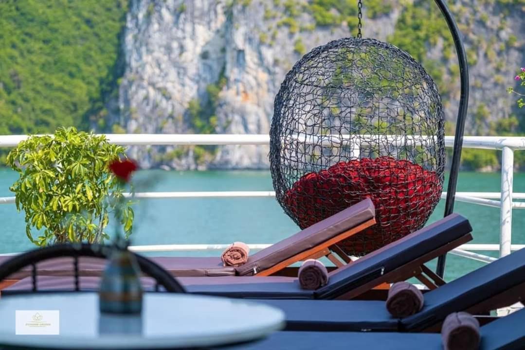Cat Ba Valentine Hotel Dong Khe Sau Экстерьер фото
